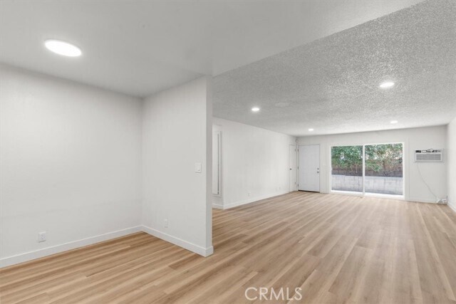 Building Photo - 1002 Lombard Dr
