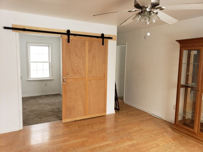 Building Photo - 407 N Cogswell Dr
