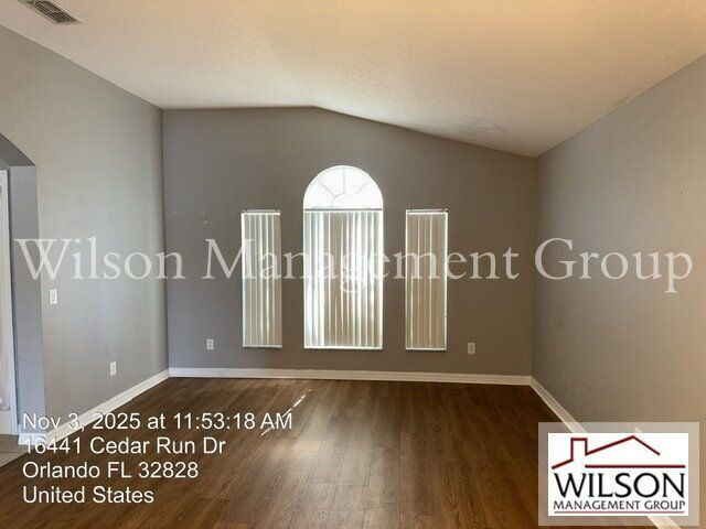 Building Photo - 16441 Cedar Run Dr