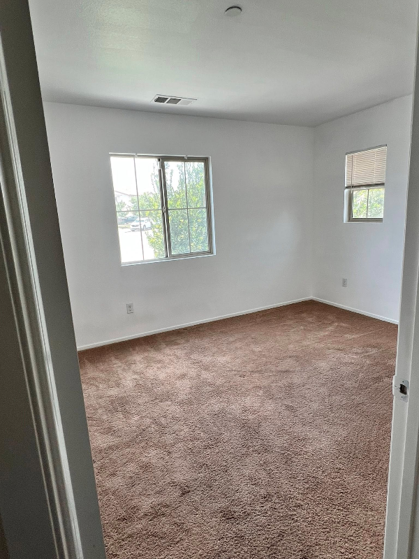 Building Photo - 16760 Meridian Ln