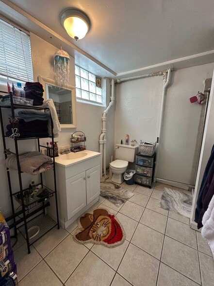 Building Photo - 3256 Glendora Ave