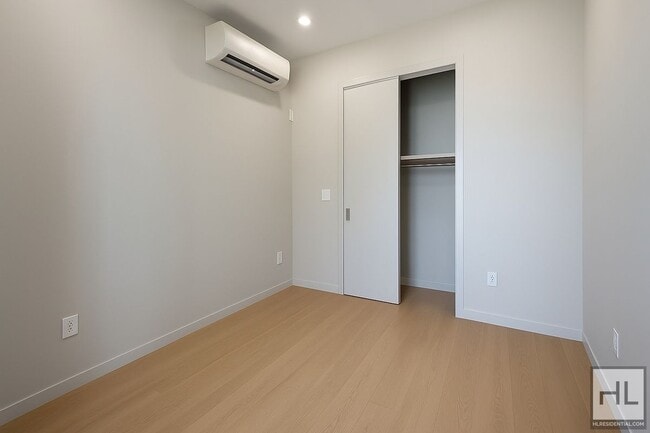 Building Photo - Frost Street #2