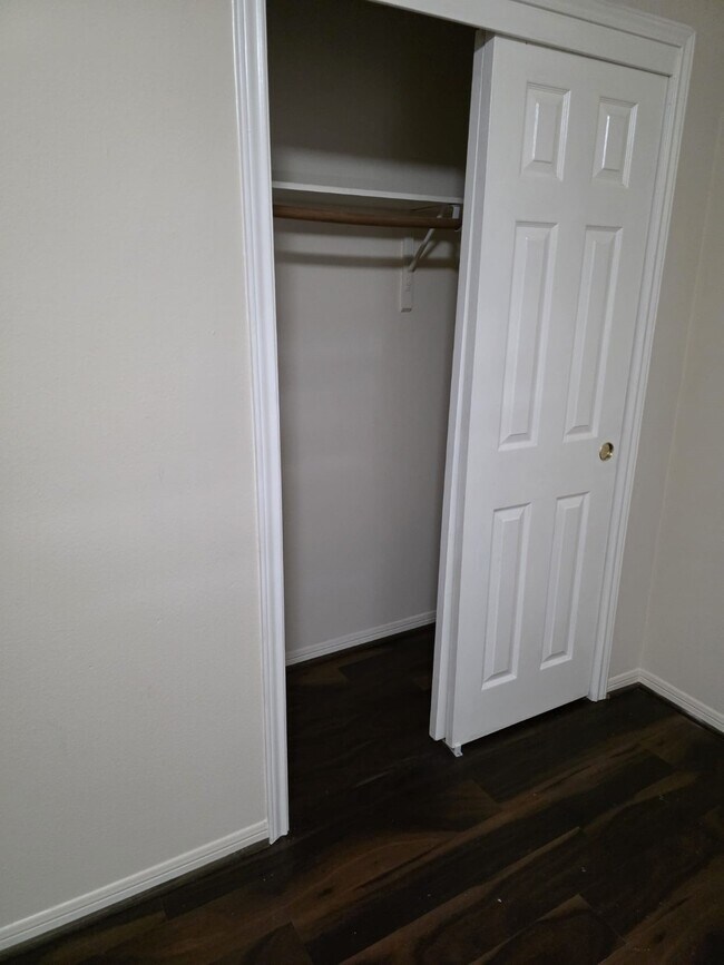 Building Photo - 1023 Orie Ct