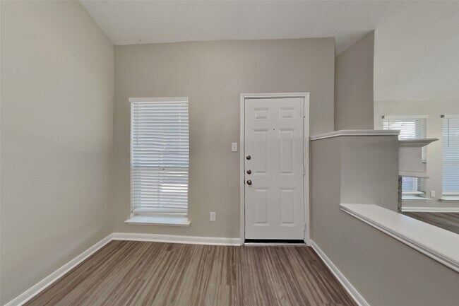 Building Photo - 1266 Deerbrook Dr