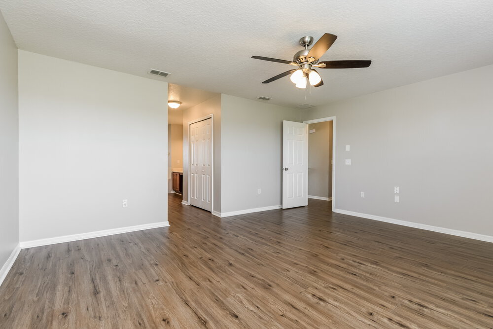 Building Photo - 349 Aldershot Ct