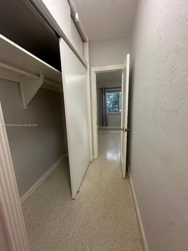 Building Photo - 780 82nd St