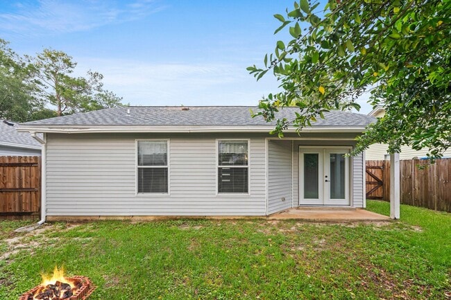 Building Photo - 3030 Blue Pine Ln