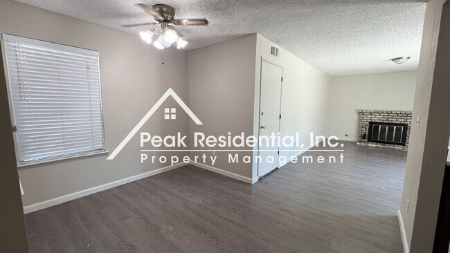 Building Photo - 3 br, 2 bath House - 5912 Birchglade Way