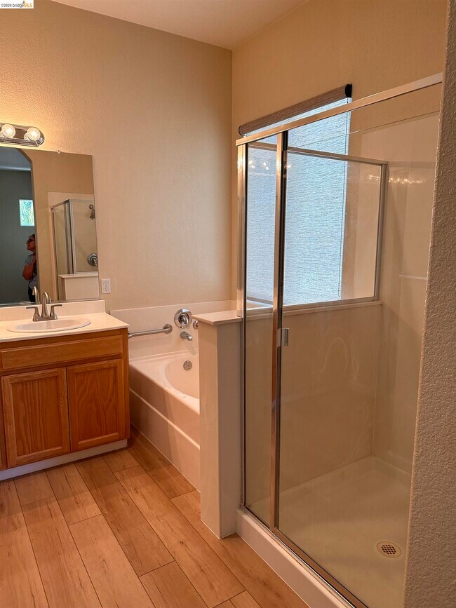 Building Photo - 227 Carter Pl