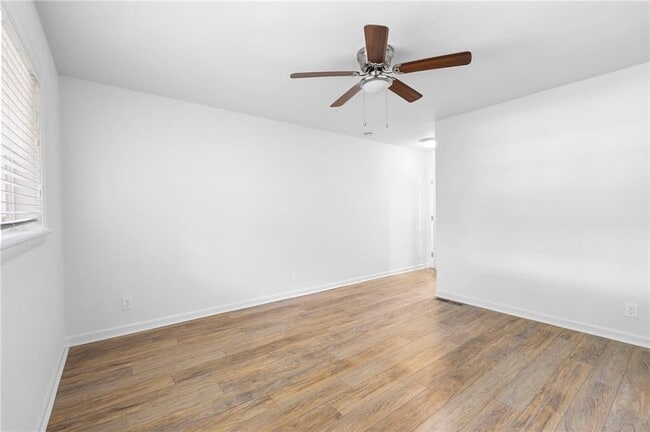 Building Photo - 2071 Nettie Ct
