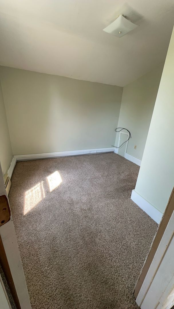 Building Photo - 2 Bed, 1 Bath Single Family Home- Staples, MN