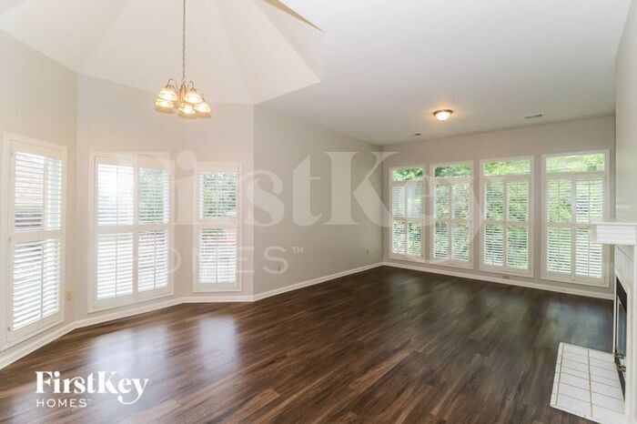 Building Photo - 1816 Candle Ridge Cove