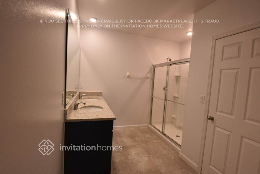 Building Photo - 4414 Magenta Isles Dr