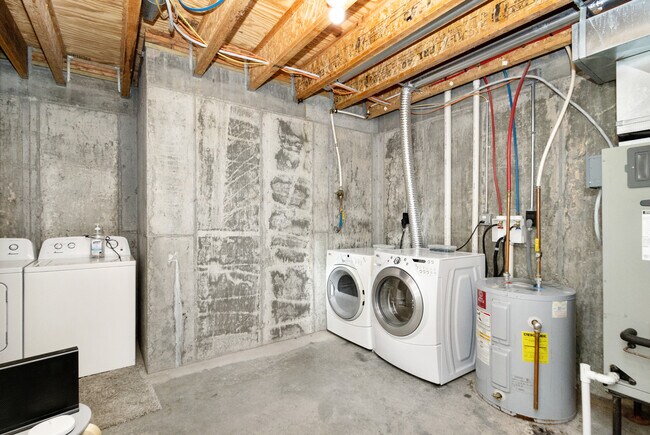 Building Photo - 1401 Sundance Dr