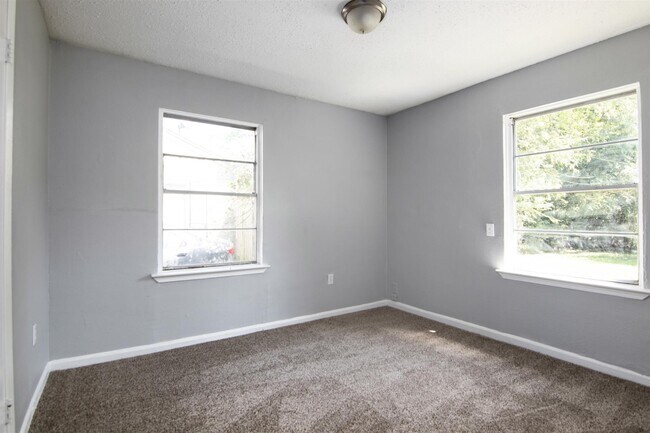 Building Photo - 7244 Rhobell St