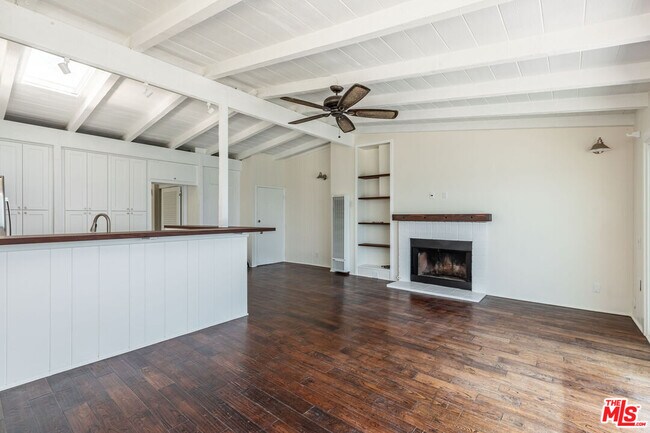 Building Photo - 25408 Malibu Rd
