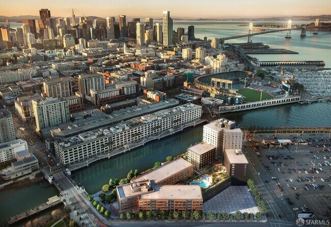 Building Photo - 708 Long Bridge St