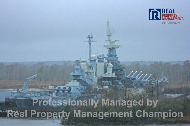 Building Photo - Luxury Condo in Heart of Wilmington with Water Views