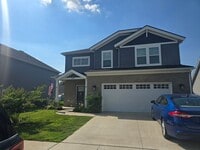 Building Photo - 3 Bed, 2.5 Bath Home in a Great Neighborhood!
