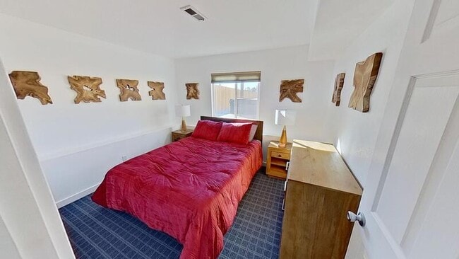 Building Photo - 11409 Jay St