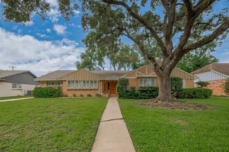 Building Photo - 7906 Braesview Ln