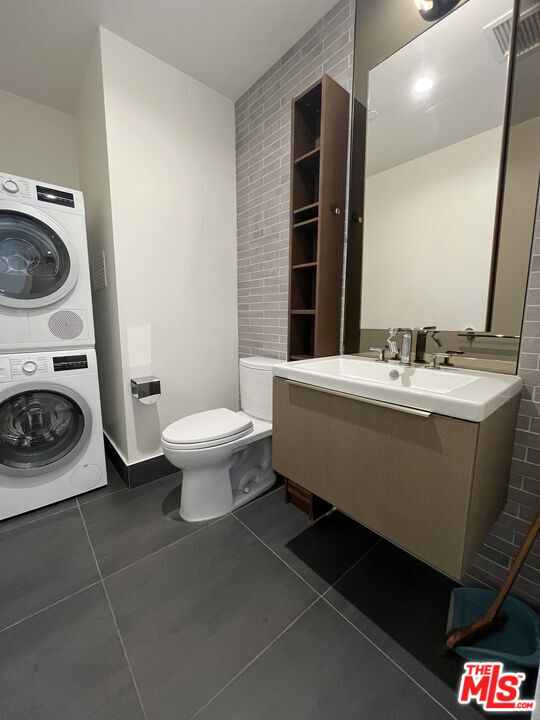 Building Photo - 889 Francisco St