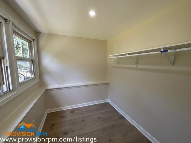 Building Photo - 50 Baldy Ave
