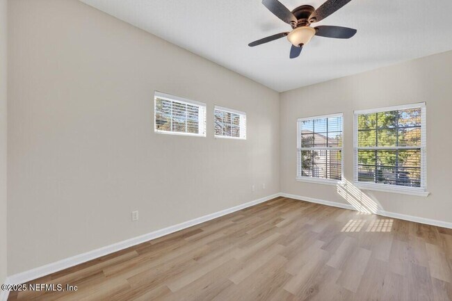 Building Photo - 11274 Estancia Villa Cir