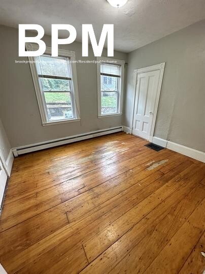 Building Photo - 17 Eldora St