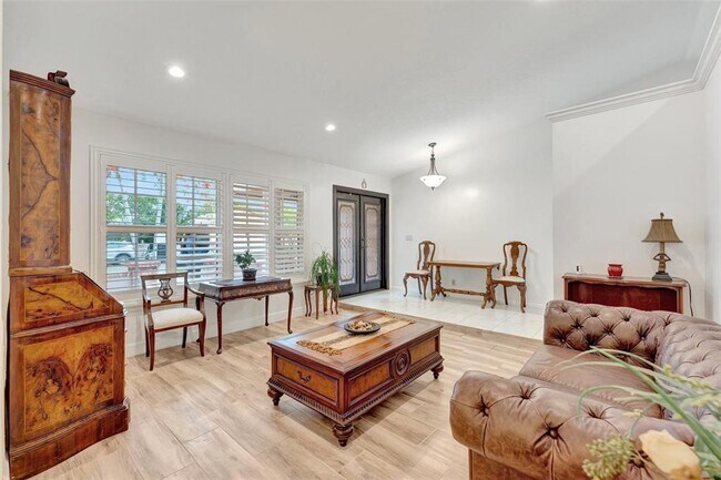 Building Photo - 5655 NW 86th Ave