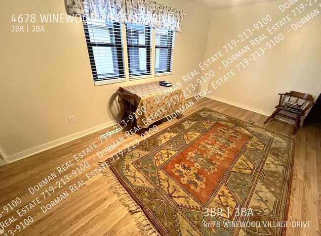 Building Photo - $500 OFF the first month of rent! Charming...