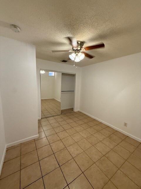 Building Photo - 5972