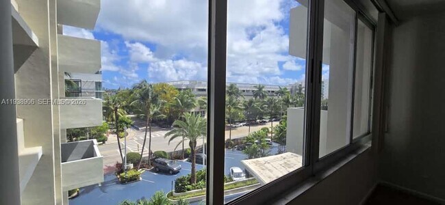 Building Photo - 1200 West Ave