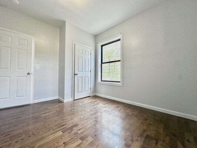 Floorplan - 24 Thayer Street