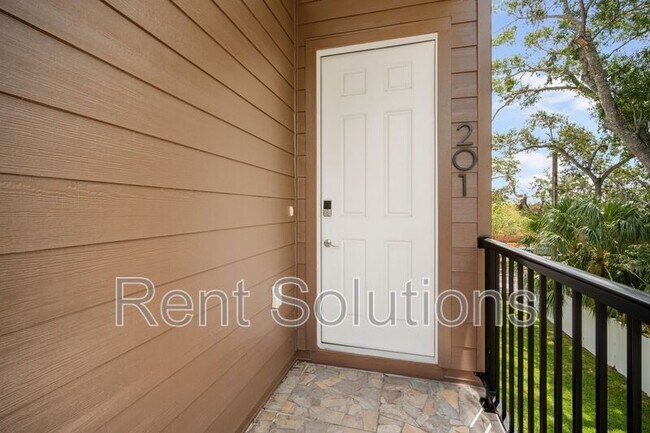 Building Photo - 13612 N 22nd St