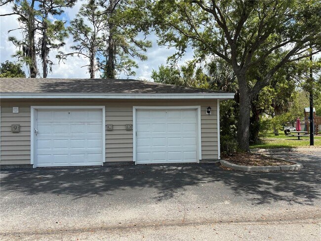 Building Photo - 7411 Vista Way