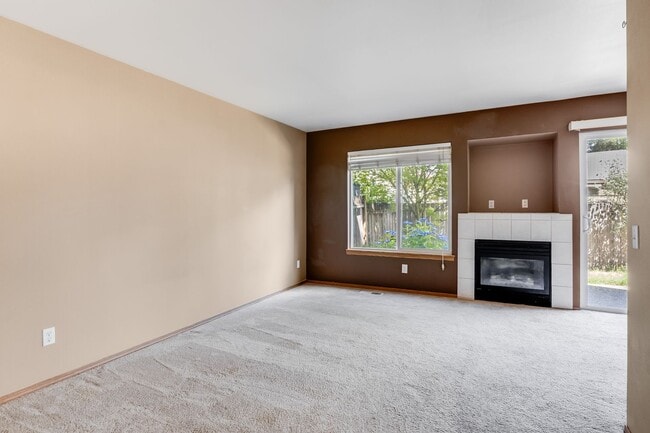 Building Photo - Newly Remodeled 2 Bed, 2.5 Bath Rental Home in Cooper Mountain Beaverton!