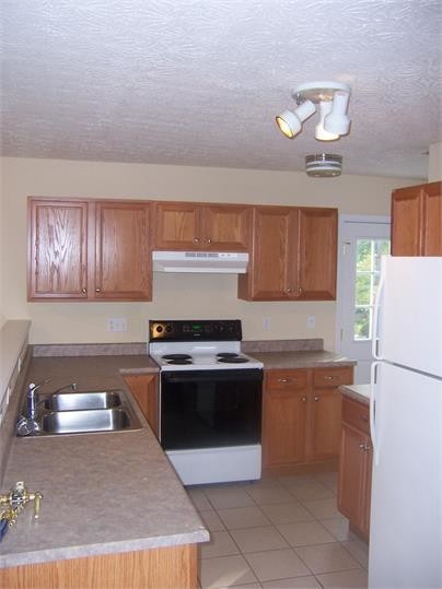 Building Photo - 108 Roger Lane