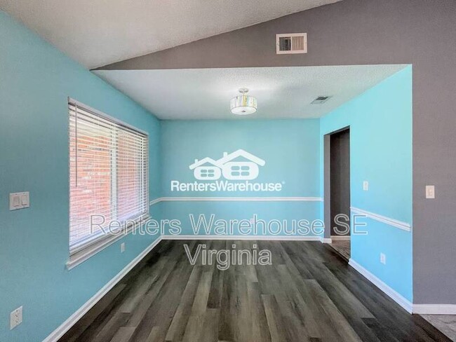 Building Photo - 1517 Glenmont Ct