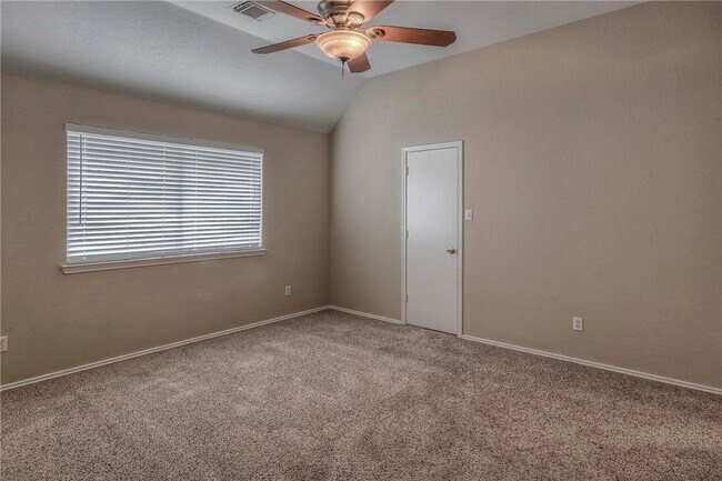 Building Photo - 19223 Twin Buttes Dr