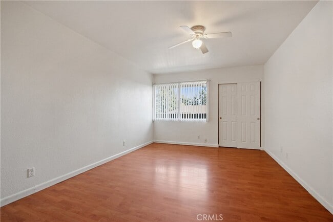 Building Photo - 278 N Wilshire Ave
