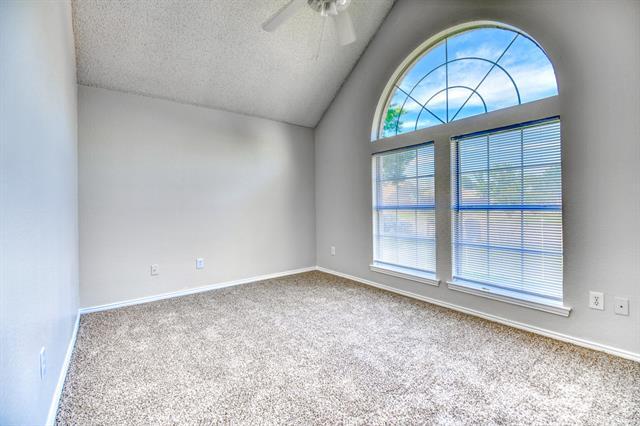 Building Photo - 8001 Spinnaker Cove