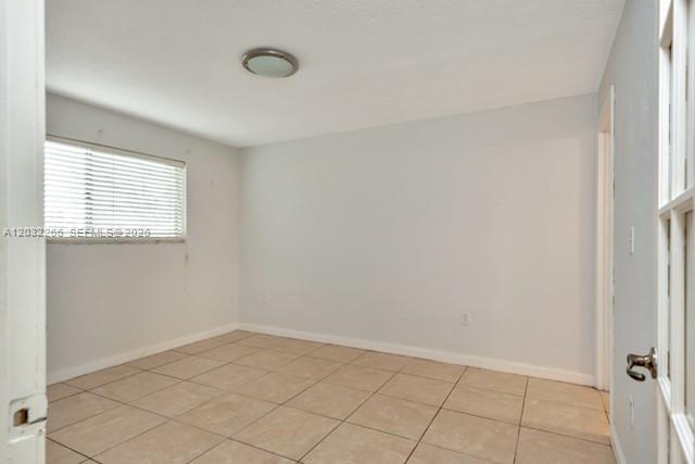 Building Photo - 2735 W 52nd St