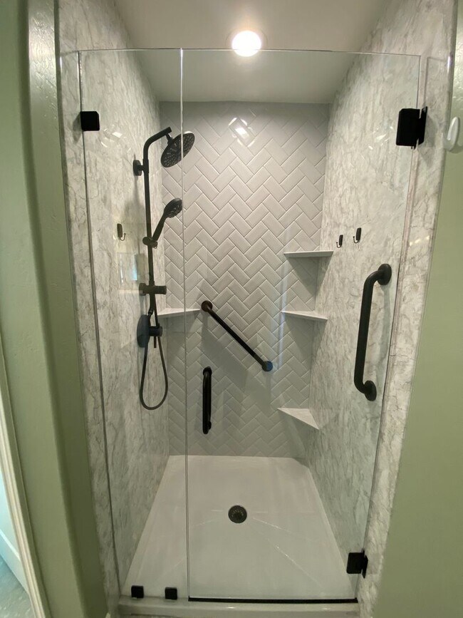 Building Photo - 3-Bed Home with Community Pool Access, Low-Maintenance Yard, and Upgraded Kitchen, Featuring Gran...