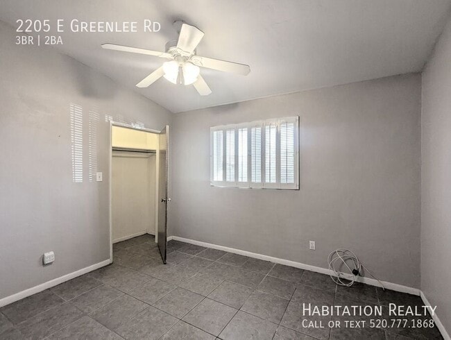 Building Photo - 2205 E Greenlee Rd