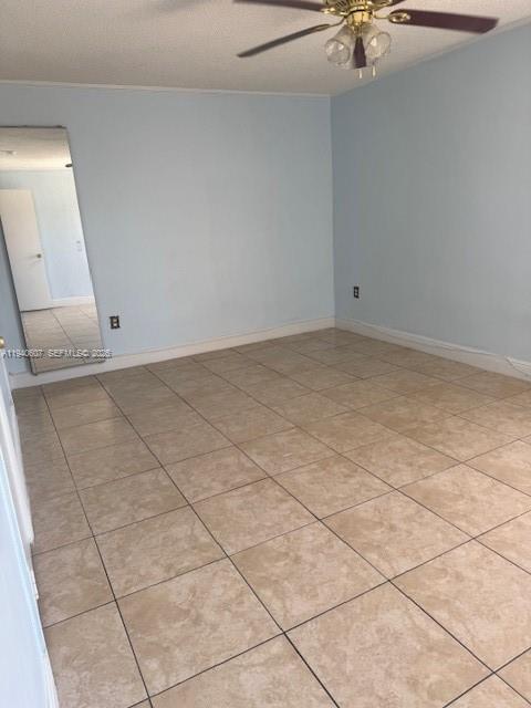 Building Photo - 1810 W 56th St