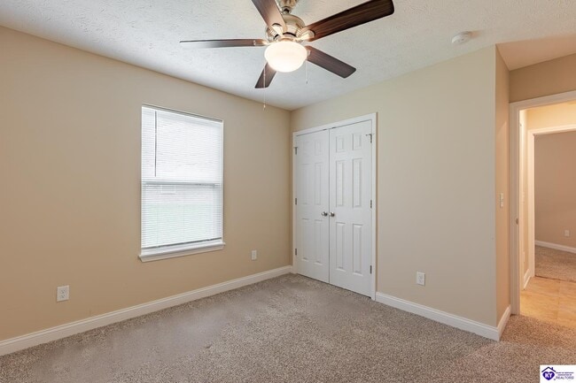 Building Photo - 305 Breckinridge Cir