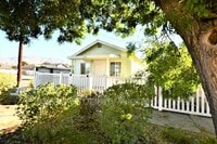 Building Photo - 129 S 11th St