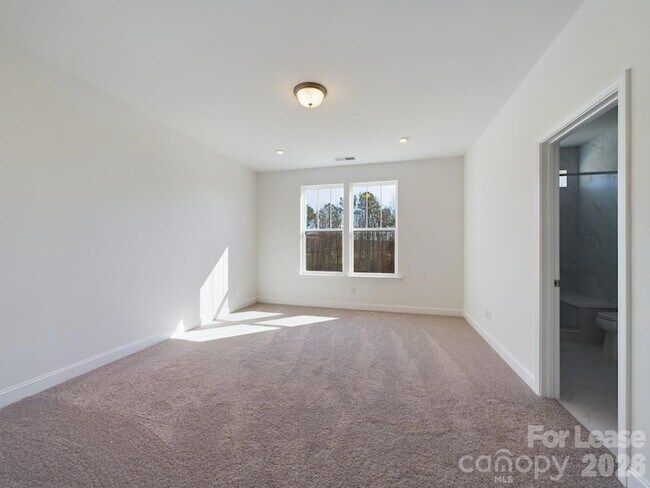 Building Photo - 15337 Ballancroft Pkwy
