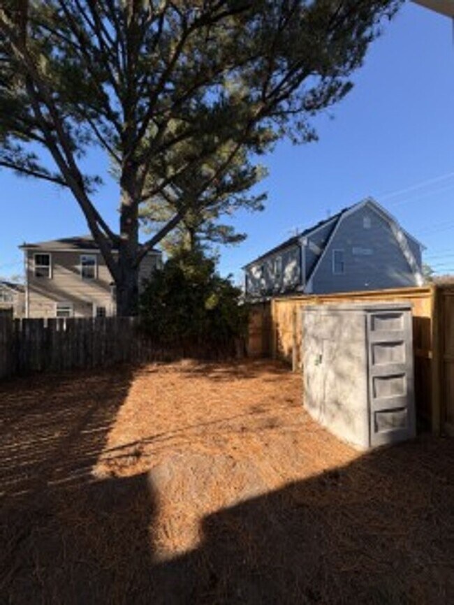 Building Photo - Washington Bourgh